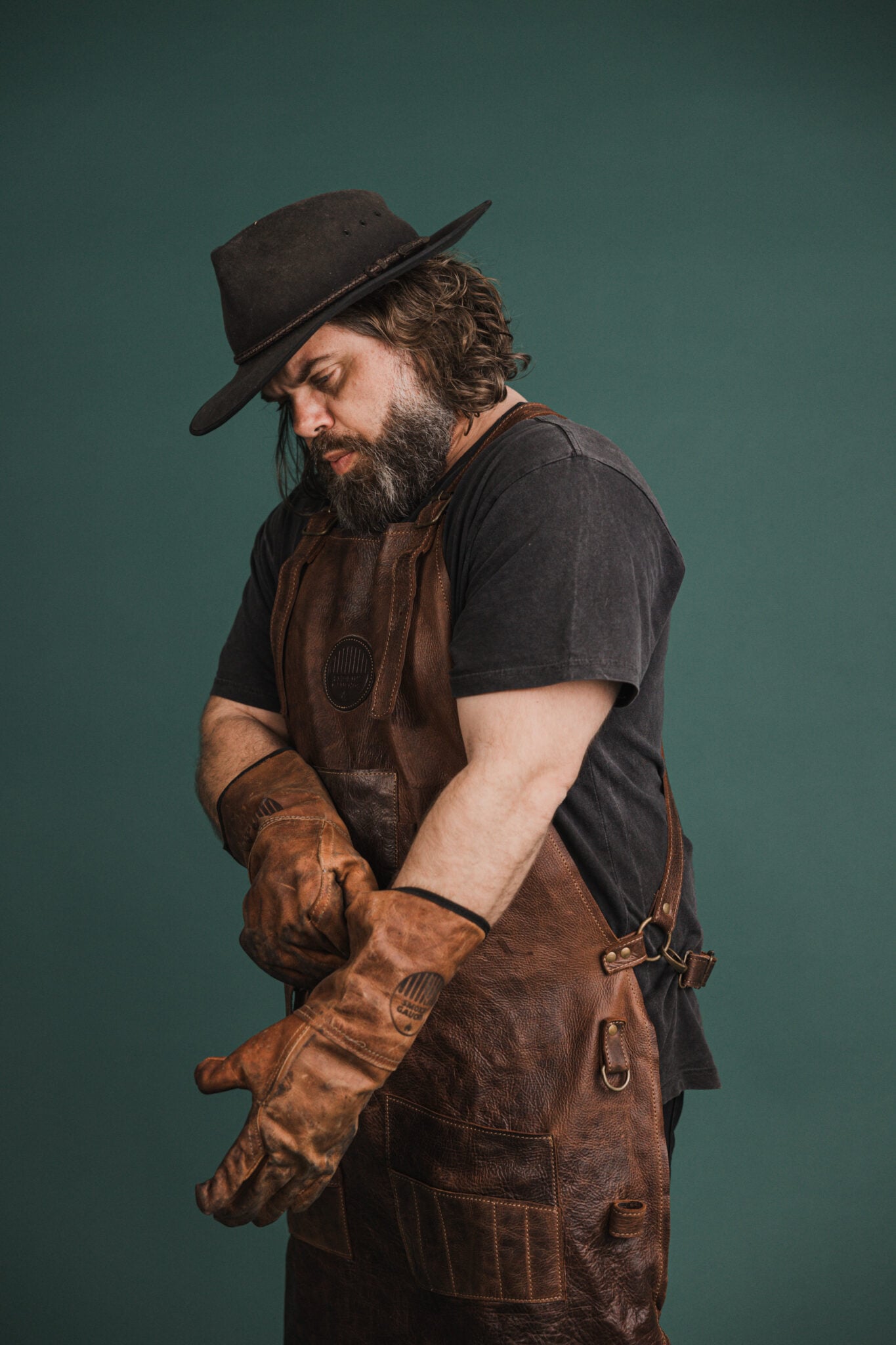 Smokin' Gauchos Handcrafted Leather Fire Gloves and Apron Set