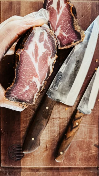🍖🥓CURED🍖🥓

Another incredible season of curing enough whole cuts of meat and making incredible salami to get us through charcuterie season. 🤤

Thanks again to @crofirefood for running a great course and helping to refresh our skills!